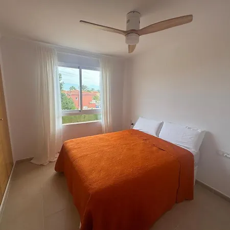 Casa En Playa Les Deveses, * Denia