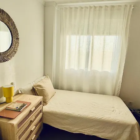 Casa En Playa Les Deveses, Apartment *