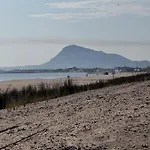 شقة Casa En Playa Les Deveses, *