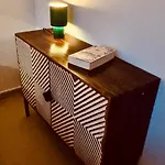 Casa En Playa Les Deveses, شقة