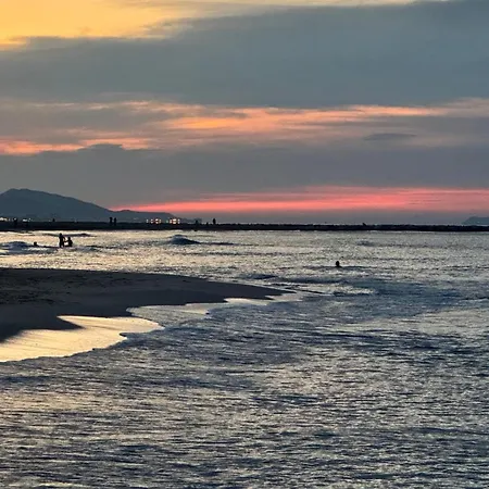 Lägenhet Casa En Playa Les Deveses, *