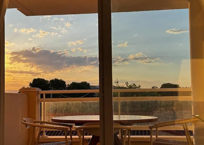 Casa En Playa Les Deveses, Lägenhet